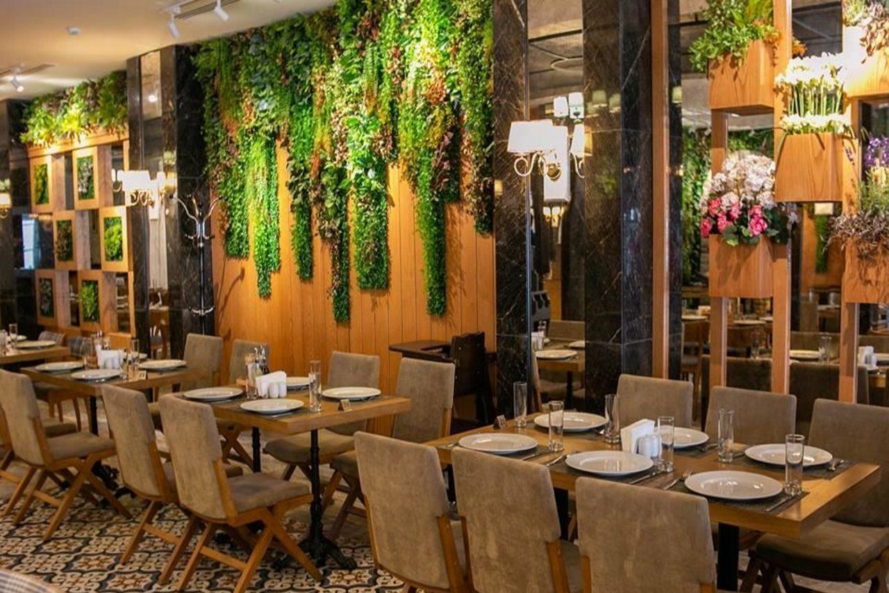 فندق ثياتروم باكو المظهر الخارجي الصورة Restaurant interior